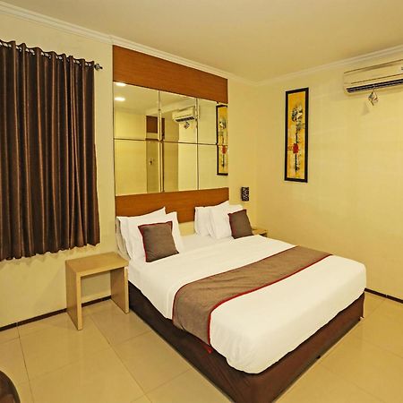 Super Oyo Townhouse Oak Hotel Fiducia סרפונג מראה חיצוני תמונה