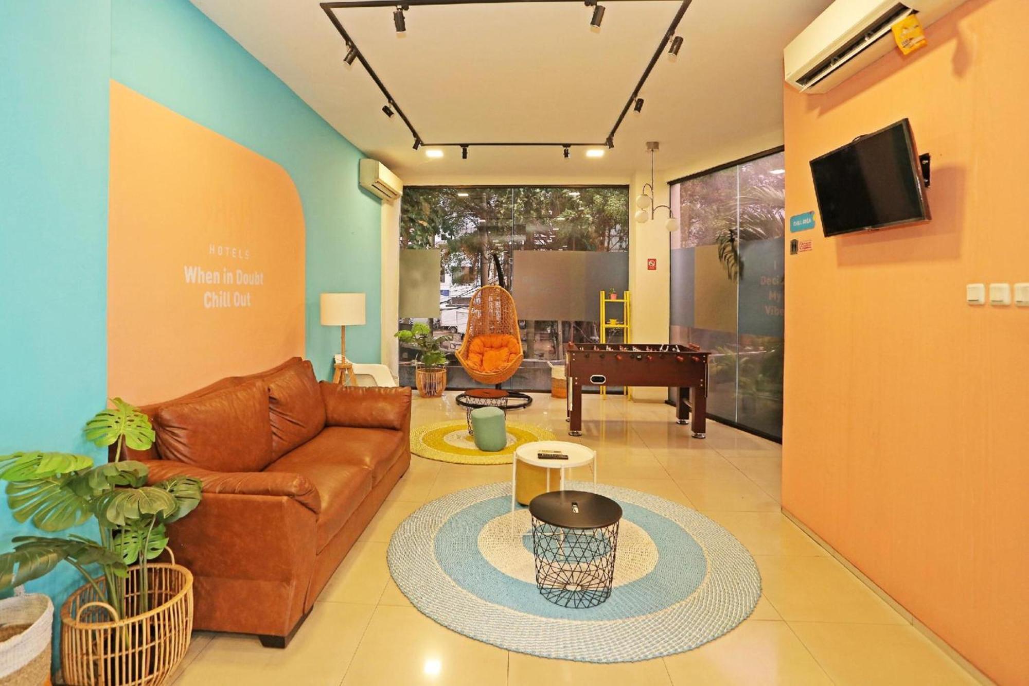 Super Oyo Townhouse Oak Hotel Fiducia סרפונג מראה חיצוני תמונה